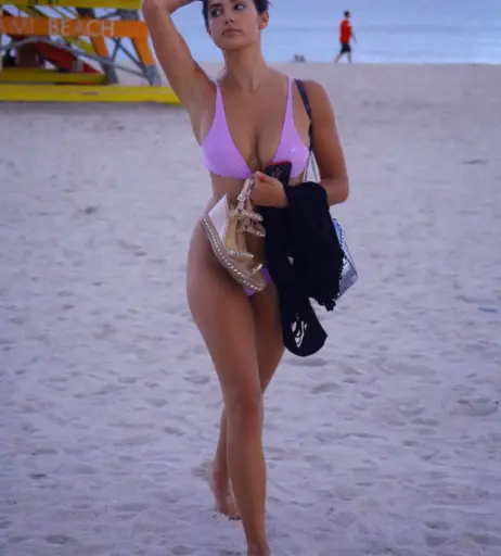 Image 1963368 from Tao Wickrath