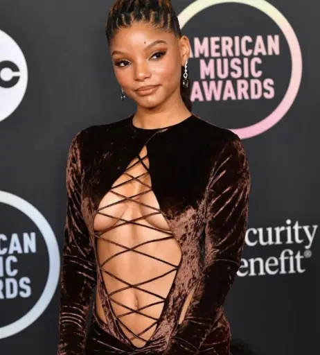 Image 1960690 from Halle Bailey