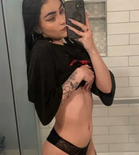 Image 19688592 from blazeyxoxo