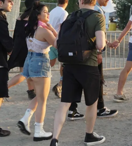 Image 1968426 from Ariel Winter