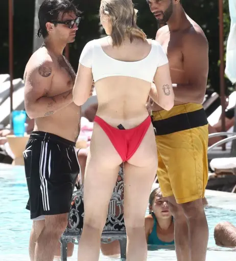 Image 1968970 from Sophie Turner