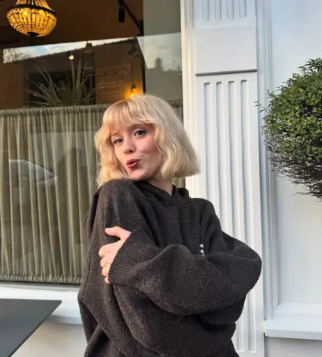 Image 19689640 from Maisie Peters