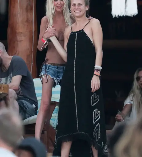Image 1955289 from Tara Reid