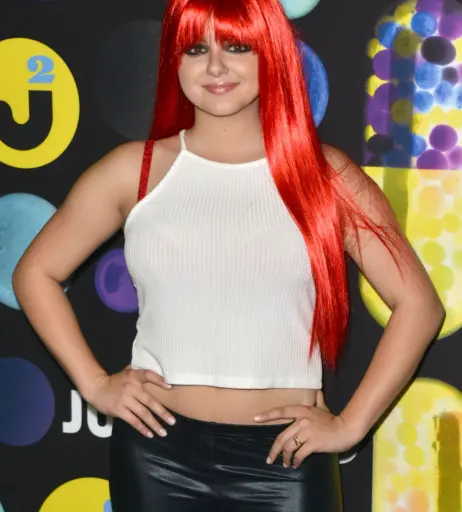 Image 1956365 from Ariel Winter