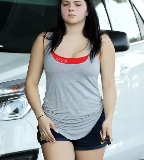 Image 1956307 from Ariel Winter