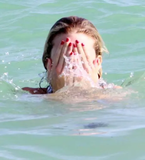 Image 1957338 from AnnaLynne McCord