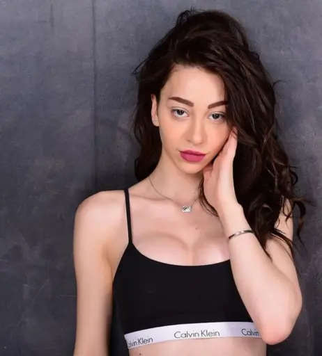 Image 1954808 from Amira Wirth