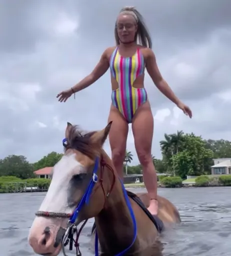 Image 1951595 from Liv Morgan