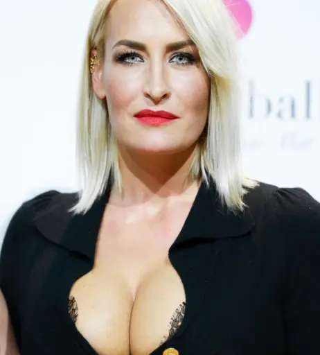 Image 1951721 from Sarah Connor