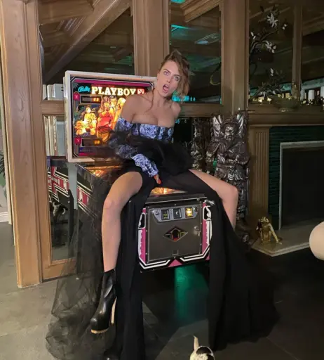 Image 1951133 from Cara Delevingne