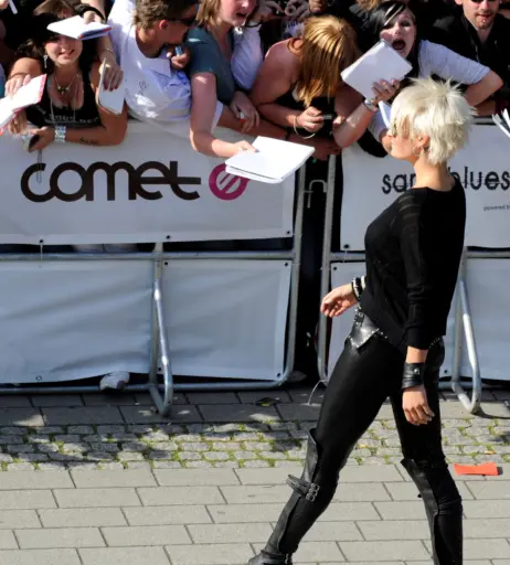 Image 1952582 from Sarah Connor