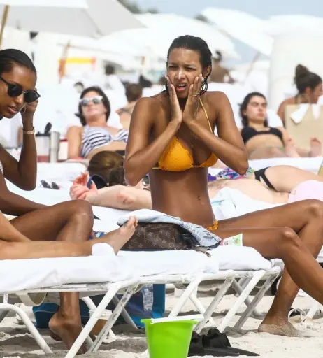 Image 1953196 from Lais Ribeiro