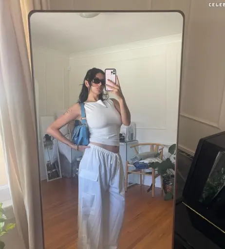 Image 1953377 from Rebecca Black