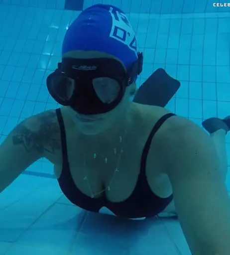 Image 1950865 from Sarah Connor