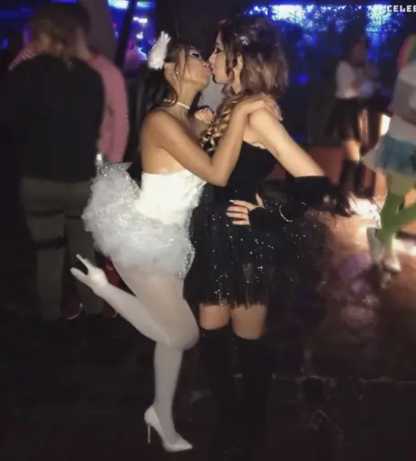 Image 1959067 from Amira Wirth