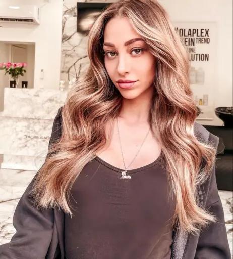 Image 1958238 from Amira Wirth