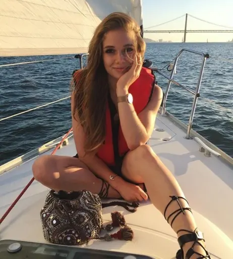 Image 1946696 from Lola Weippert