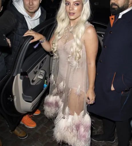 Image 1946302 from Lily Allen