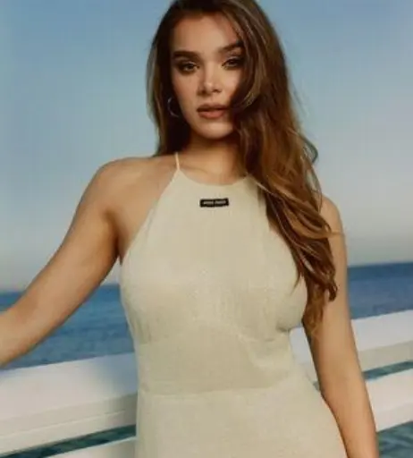 Image 1947722 from Hailee Steinfeld