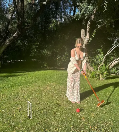 Image 1947642 from Lili Reinhart