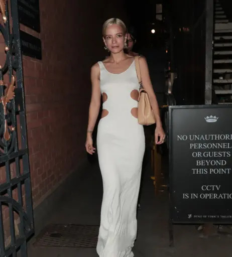 Image 1947356 from Lily Allen