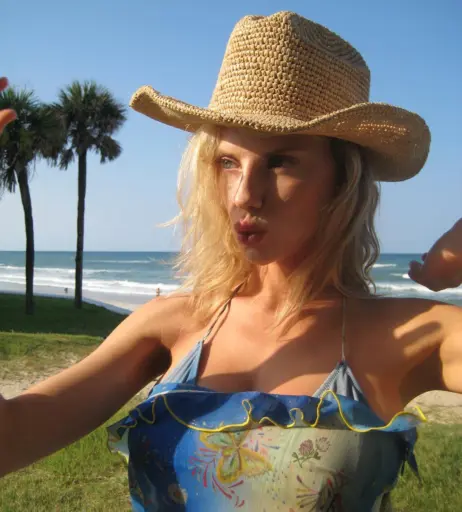 Image 1947942 from Charlotte McKinney