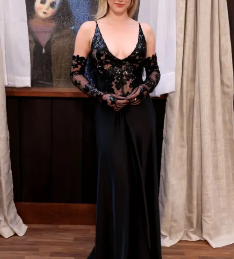 Image 1947934 from Lili Reinhart