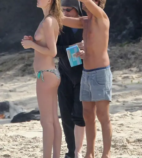 Image 1944526 from Toni Garrn