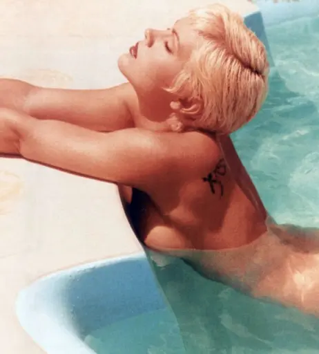 Image 1944263 from Alyssa Milano