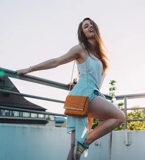 Image 1944236 from Lola Weippert