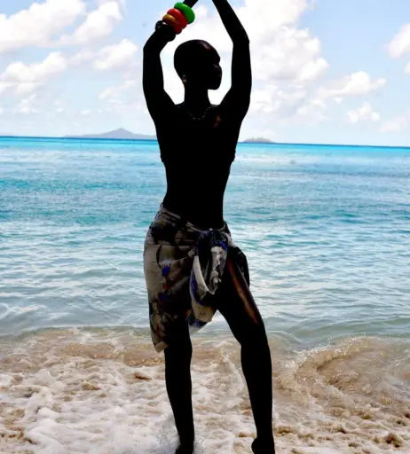 Image 1941591 from Adot Gak