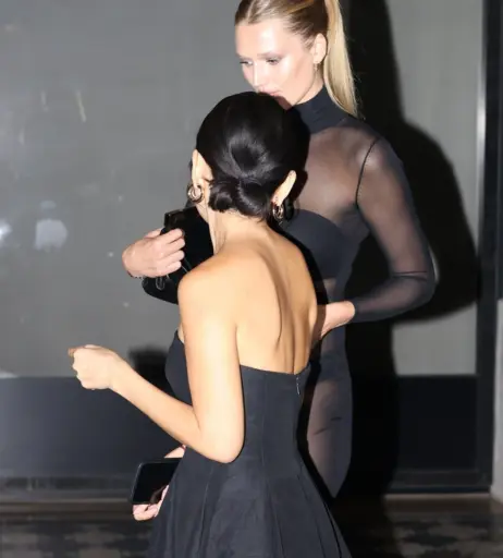 Image 1941458 from Toni Garrn