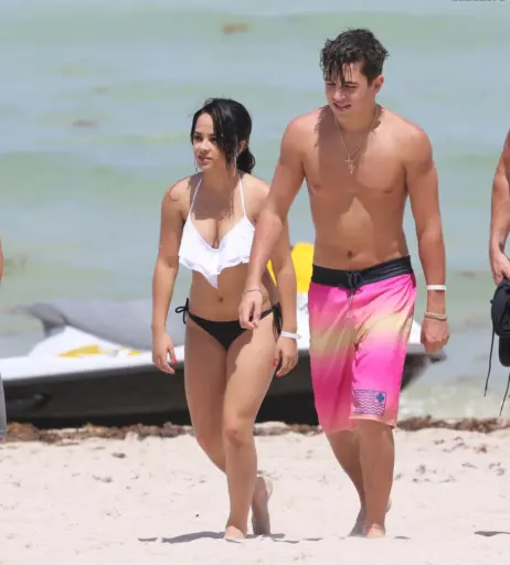 Image 1942843 from Becky G