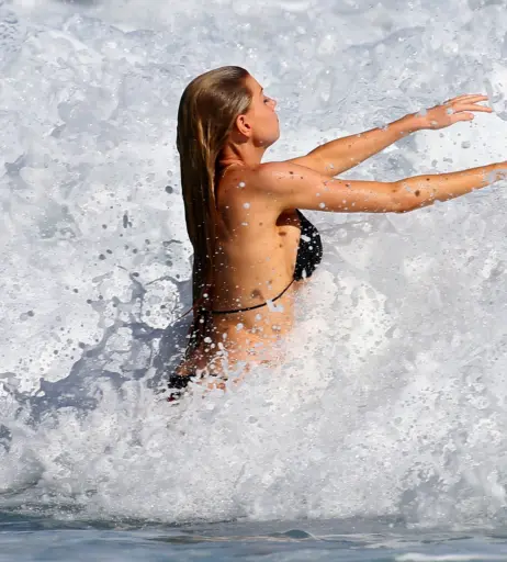 Image 1942462 from Charlotte McKinney