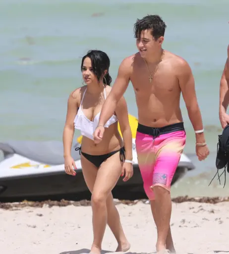 Image 1942786 from Becky G