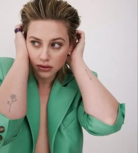 Image 1942756 from Lili Reinhart