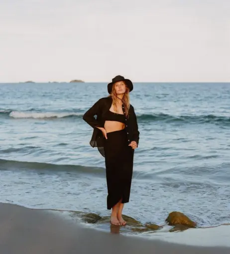 Image 1942075 from Toni Garrn