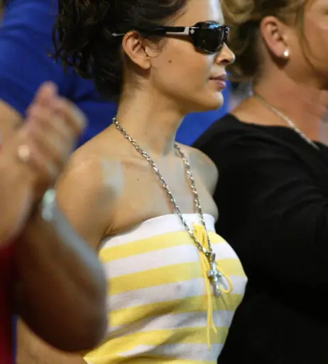 Image 1943890 from Alyssa Milano