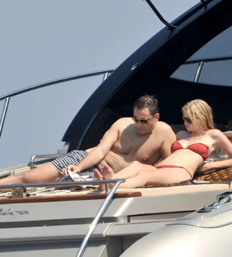 Image 1949362 from Lara Stone