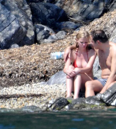 Image 1948845 from Lara Stone