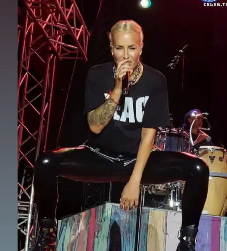 Image 1948680 from Sarah Connor