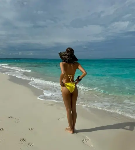 Image 1948144 from Lisa Manobal