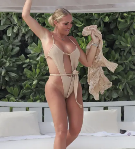 Image 1935367 from Aisleyne Horgan-Wallace