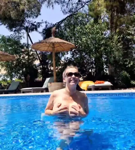 Image 1935970 from Tina Ruland