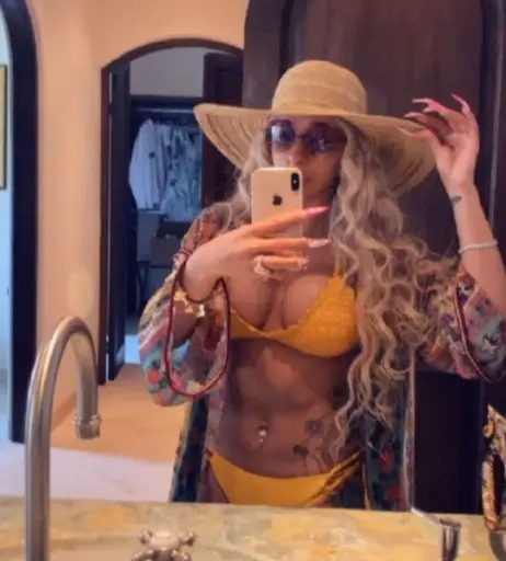 Image 1936830 from Cardi B