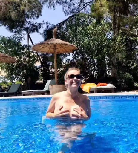 Image 1936116 from Tina Ruland