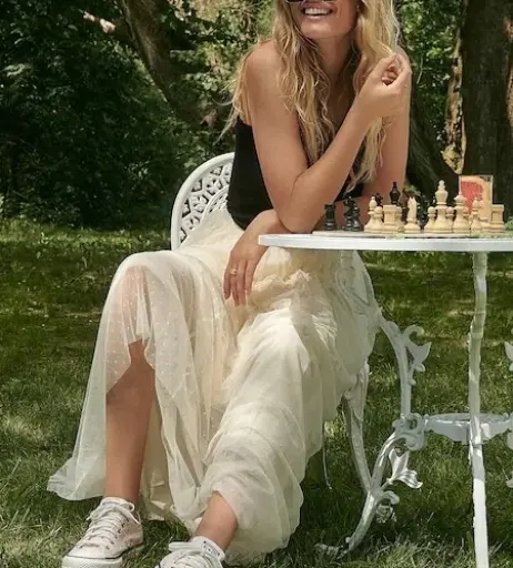 Image 1936975 from Toni Garrn