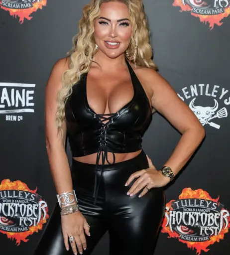 Image 1937287 from Aisleyne Horgan-Wallace