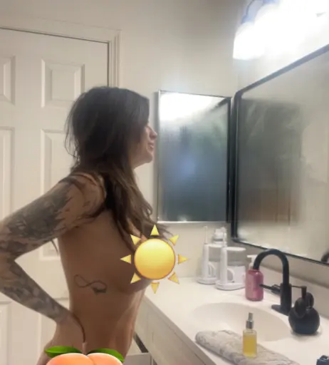 Image 19372403 from lolabunnyvegas