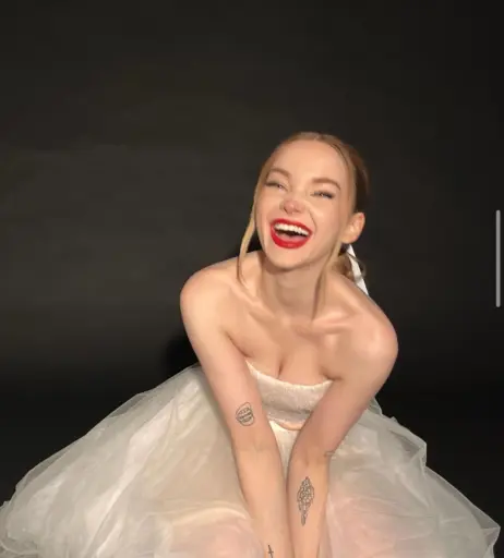 Image 1934602 from Dove Cameron